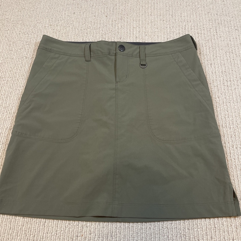 REI Co-op Women's Size 0 Olive Green Athletic Stretch Northway Skort Pockets